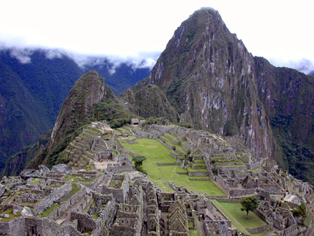 Machu Pichu Inca mountain stronghold